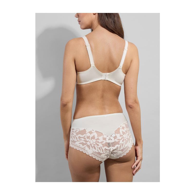 Leia Tailleslip