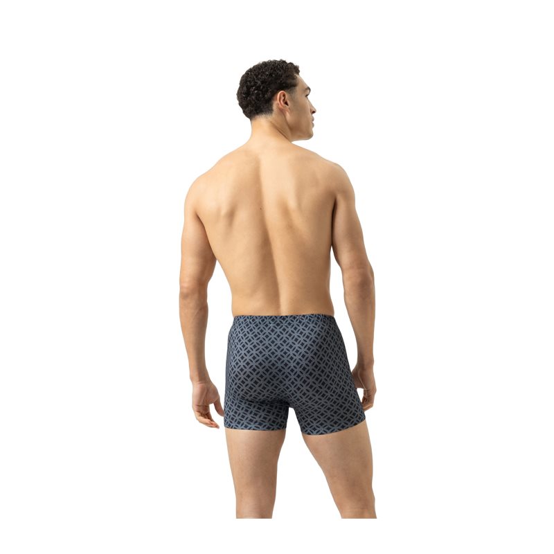 Regular Circle Short