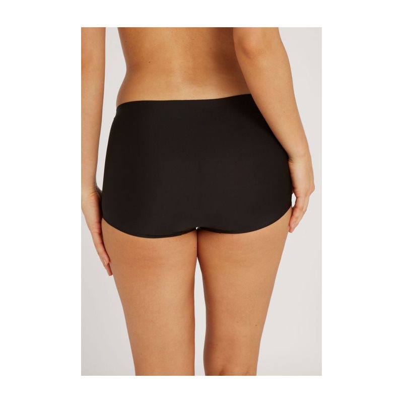 Secrets basic shorts Short