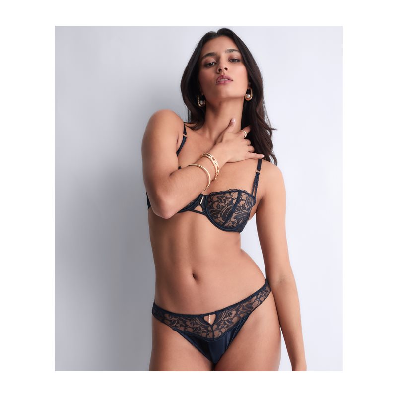 Satin Memories String