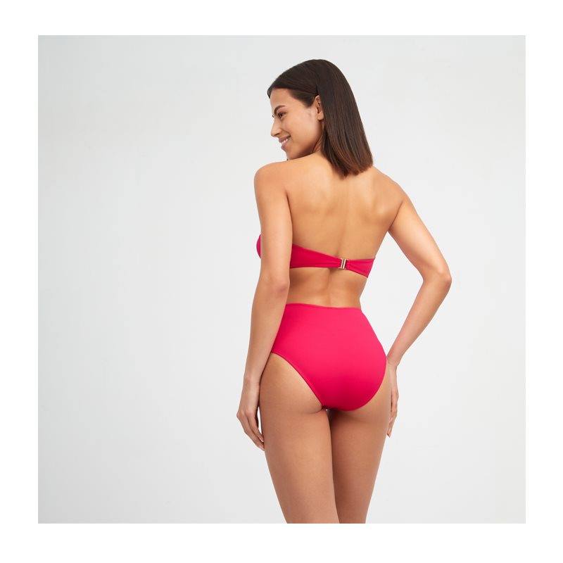 Stella 1-DELIG Bikini met beugel voorgevormdStrapless