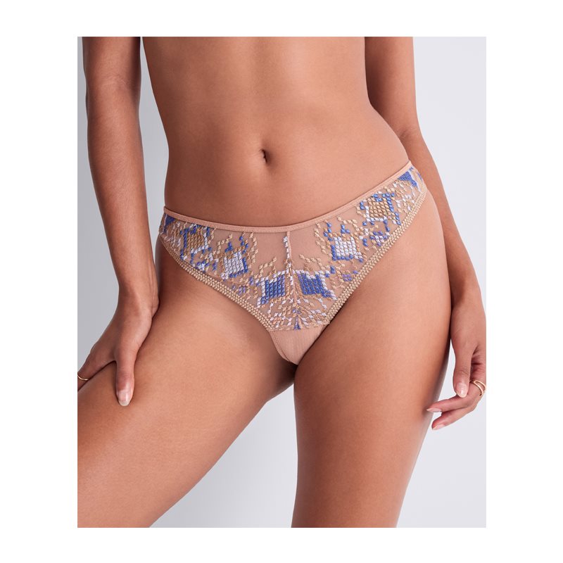 Poetic Delights String