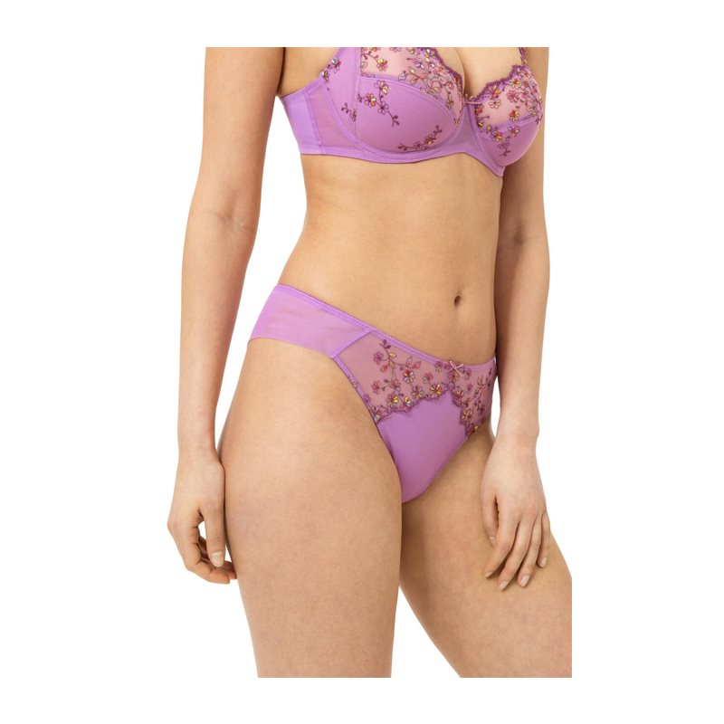 Delightful String