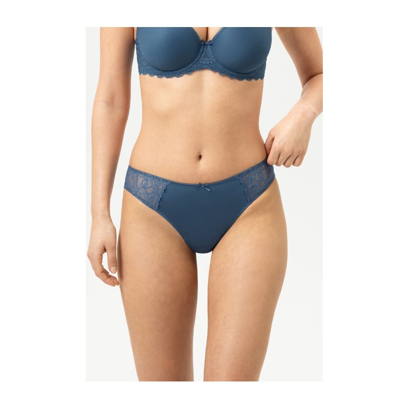 Mey Amorous String